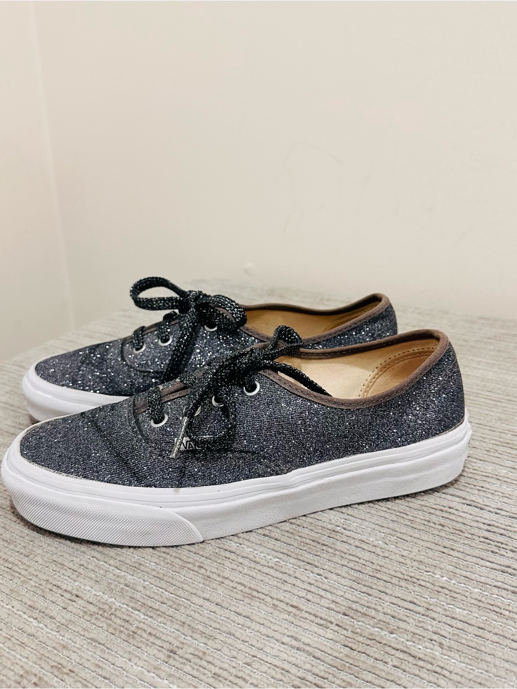 Vans Unisex Dark Grey Sparkly Sneakers Skater Shoes Sz 6 Men 7,5 Women #721278